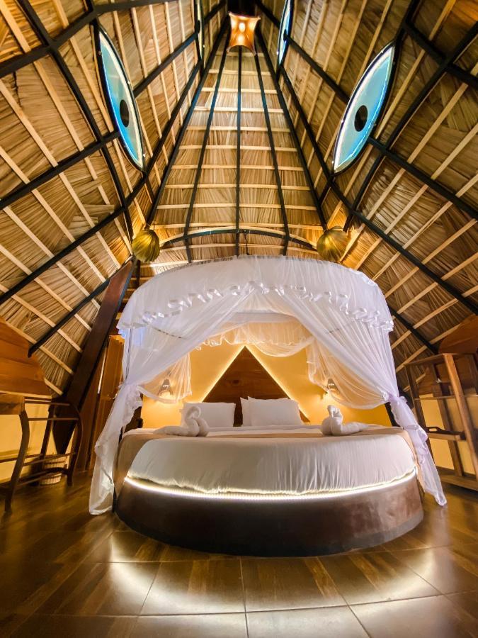 Igabara Hobbit House Hotel Tangalle Eksteriør billede