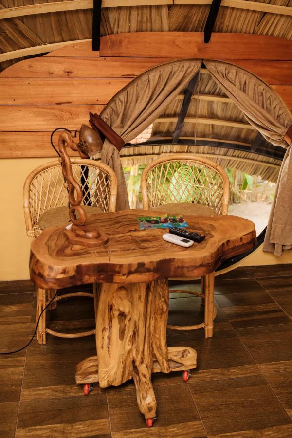 Igabara Hobbit House Hotel Tangalle Eksteriør billede