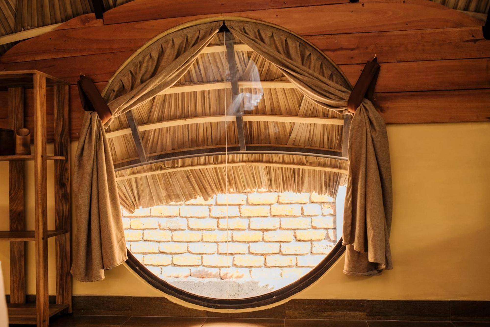 Igabara Hobbit House Hotel Tangalle Eksteriør billede